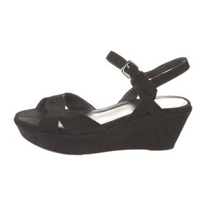 Stuart Weitzman. Suede Slingback Platform Sandals. Black. Size 6.